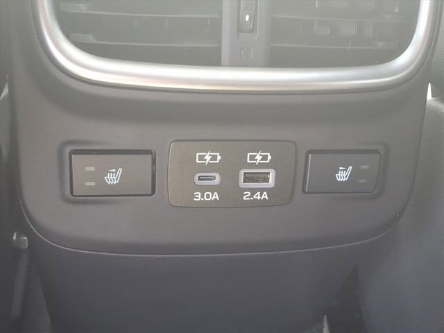 Used 2025 Subaru Outback Limited XT image 12