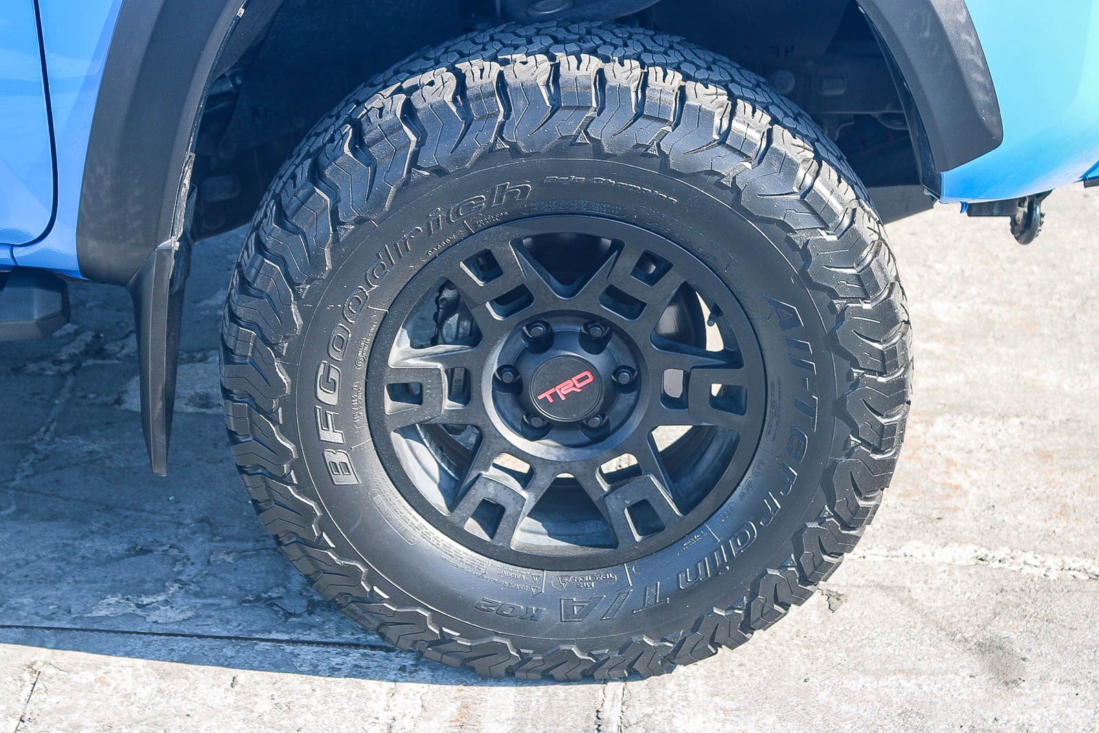 Certified 2021 Toyota Tacoma TRD Off-Road w/ TRD Premium Off Road Package AWD/4WD image 11