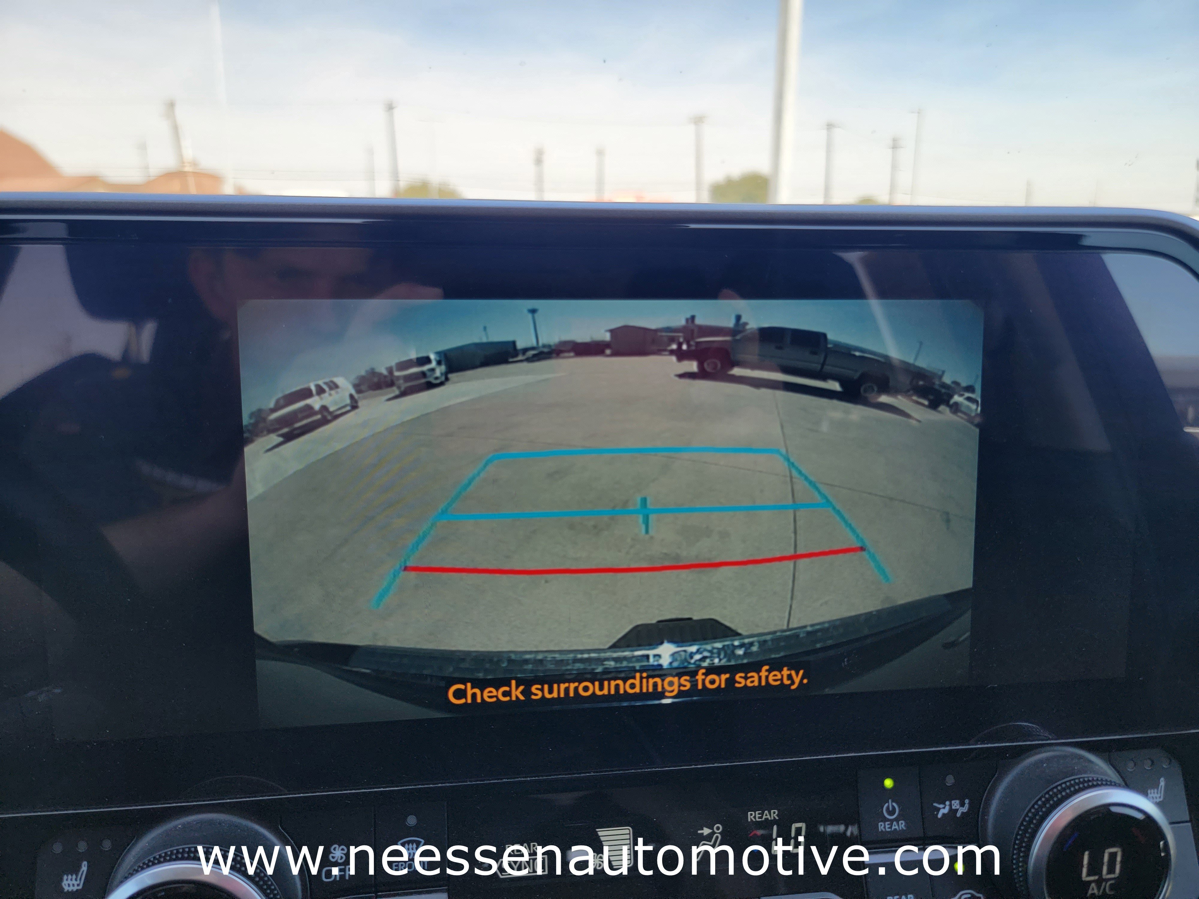 Used 2023 Toyota Highlander XLE image 26