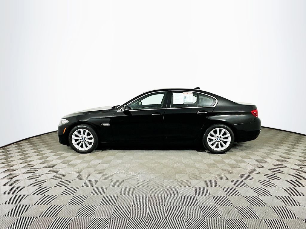 Used 2016 BMW 535i xDrive Sedan AWD/4WD image 7