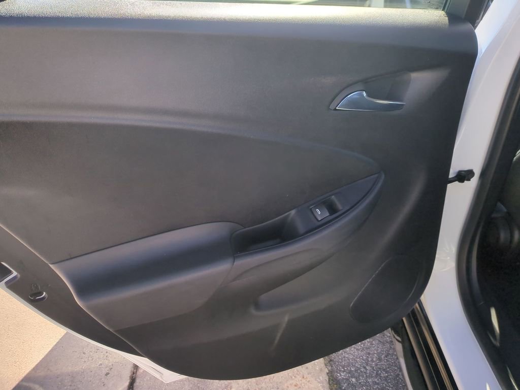 Used 2019 Chevrolet Volt LT w/ Comfort Package image 24