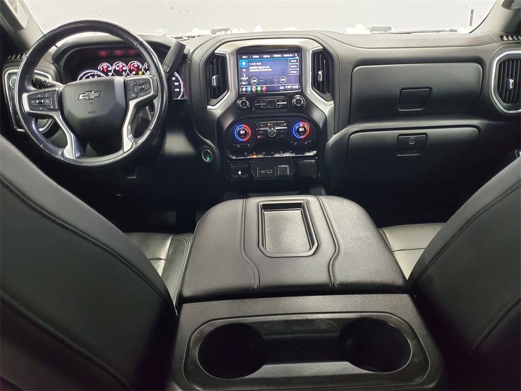 Used 2020 Chevrolet Silverado 1500 LT Trail Boss w/ Midnight Edition image 5