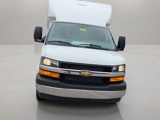 New 2025 Chevrolet Express 3500 w/ Power Convenience Package RWD image 8