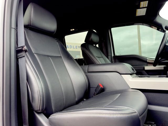 Used 2022 Ford F250 Lariat w/ Lariat Ultimate Package AWD/4WD image 18