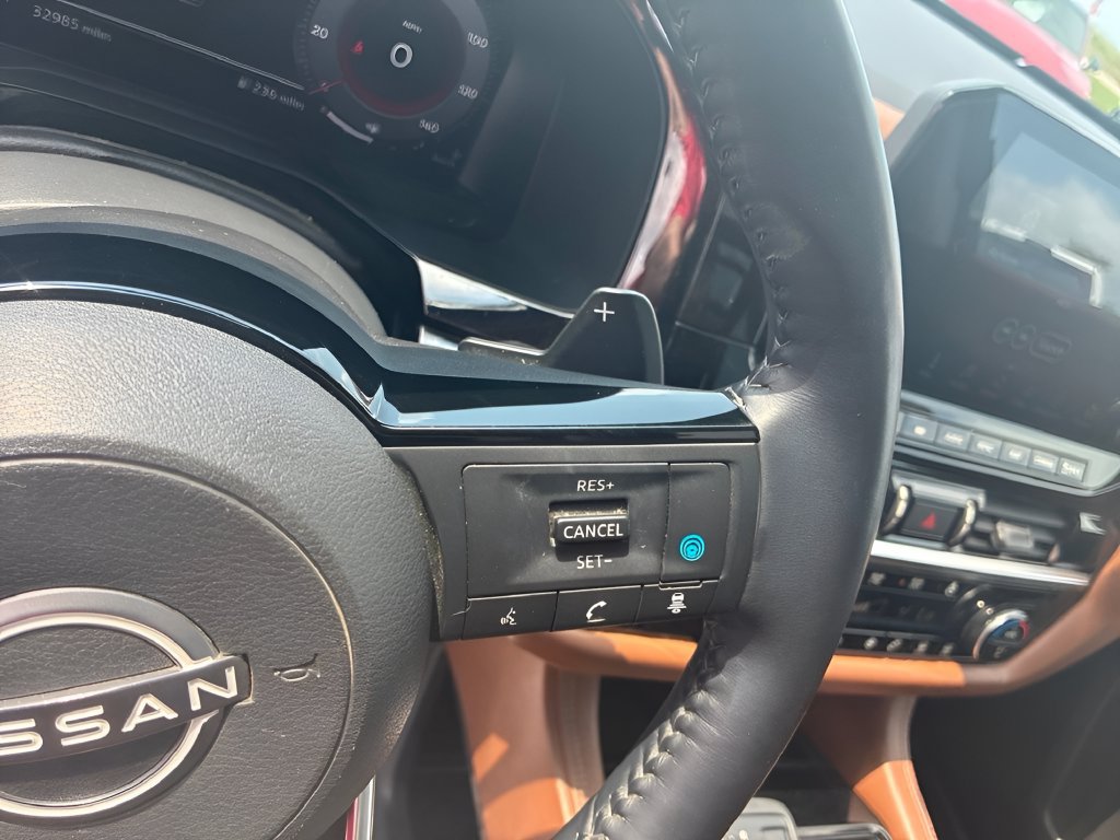 Used 2023 Nissan Pathfinder Platinum AWD/4WD image 24