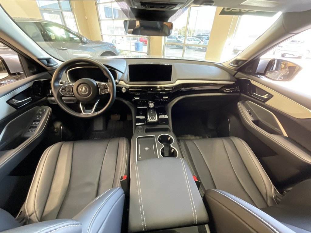 Certified 2025 Acura MDX w/ Technology Package image 9