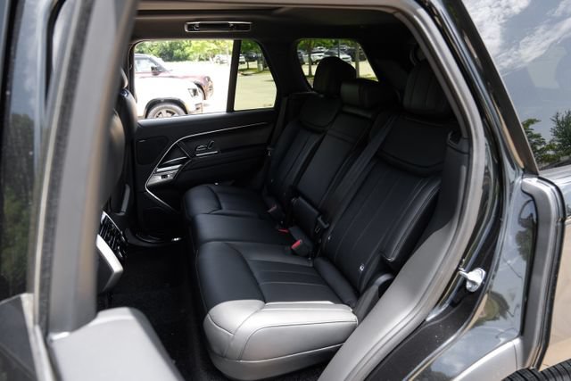 New 2026 Land Rover Range Rover SE AWD/4WD image 46