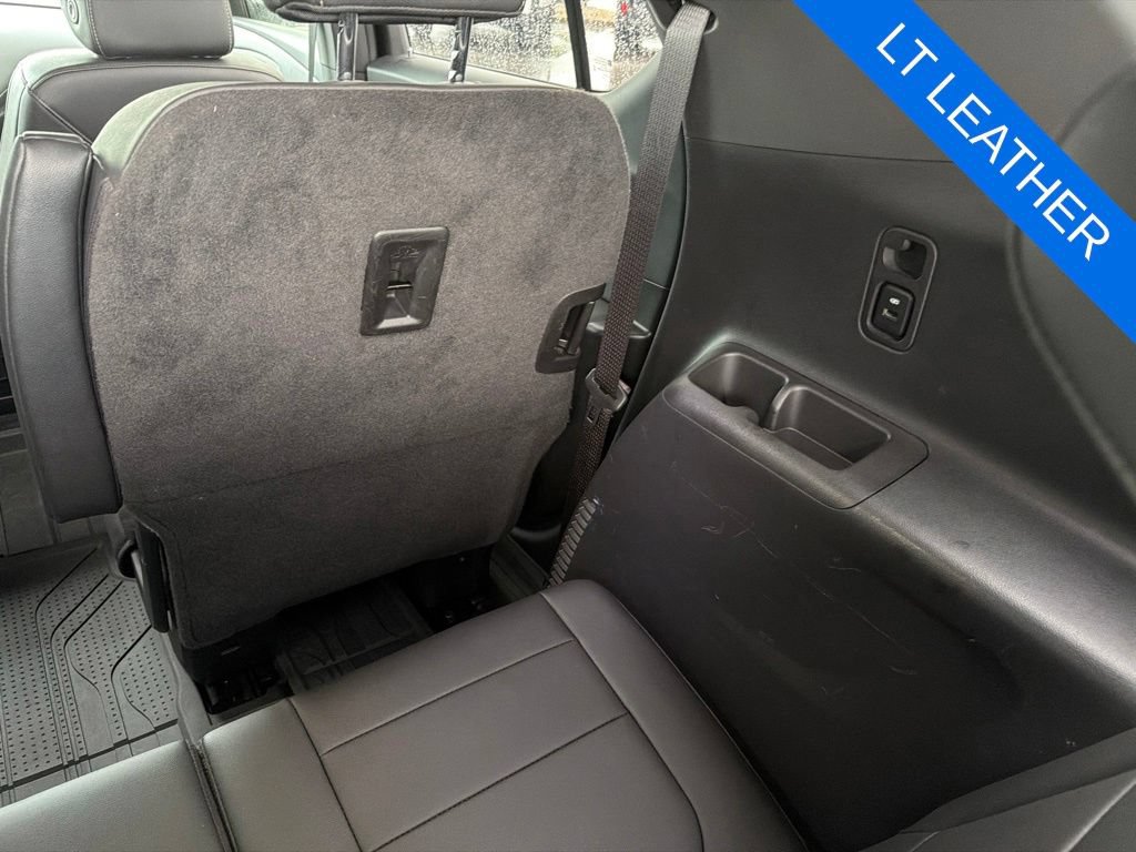 Used 2022 Chevrolet Traverse LT w/ LT Premium Package AWD/4WD image 29