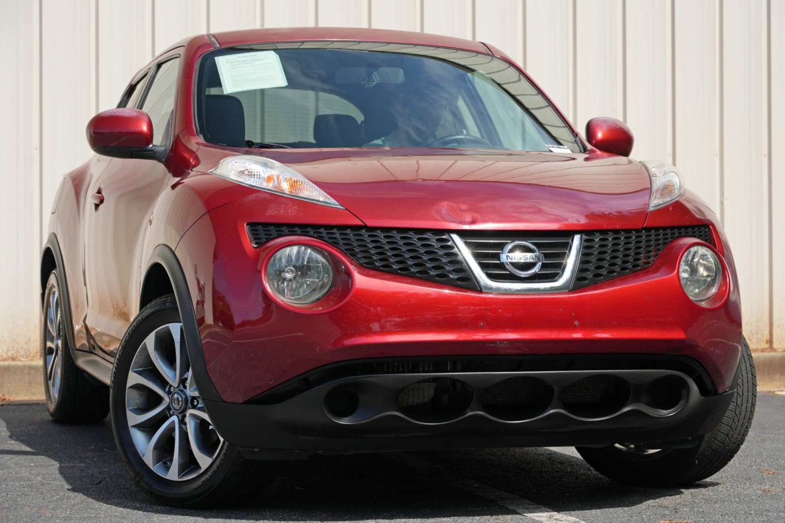 Used 2013 Nissan Juke SV w/ Sport Pkg AWD/4WD image 2