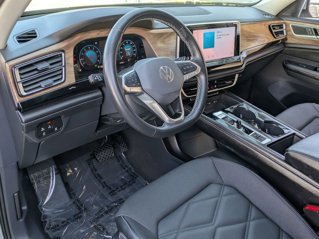 Used 2024 Volkswagen Atlas SE image 14