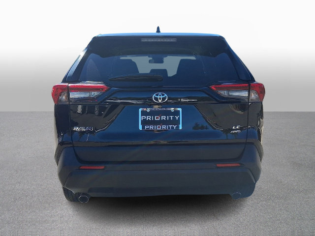 Used 2024 Toyota RAV4 LE AWD/4WD image 5