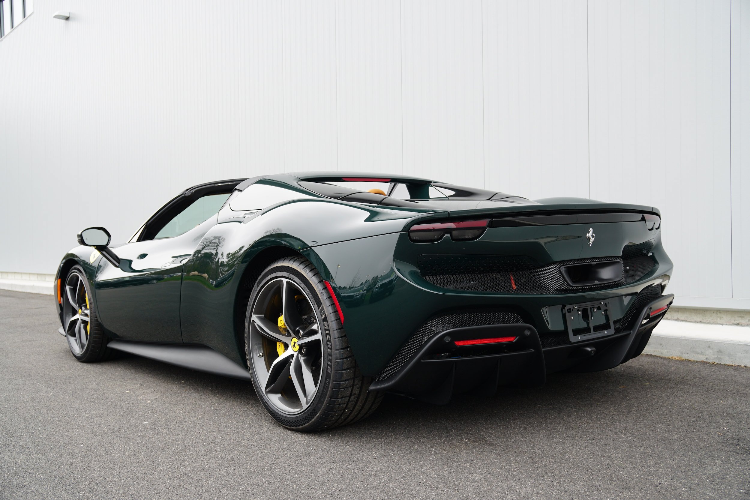 Used 2025 Ferrari 296 GTS RWD image 10