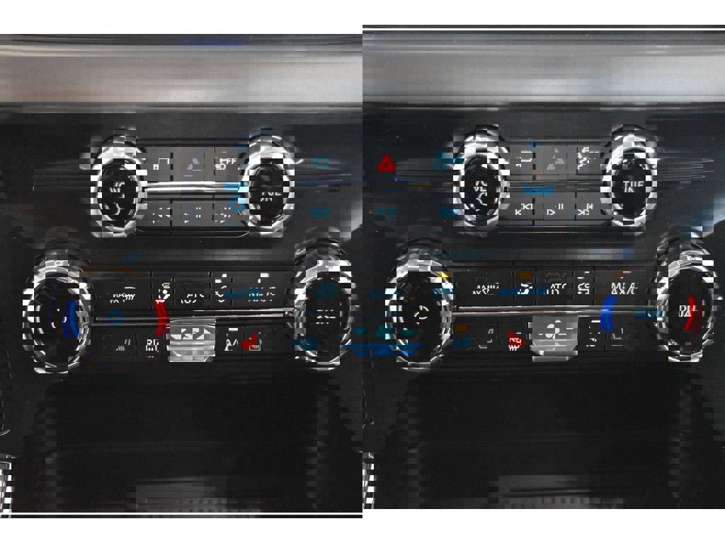 New 2025 Ford F150 XLT w/ Equipment Group 302A MID image 23