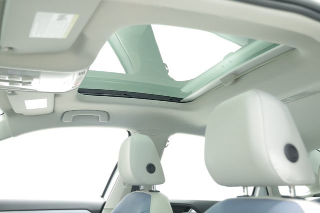 New 2026 Volkswagen Jetta SE FWD image 31