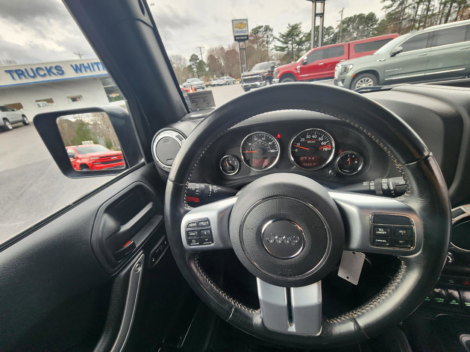 Used 2016 Jeep Wrangler Unlimited Rubicon image 18