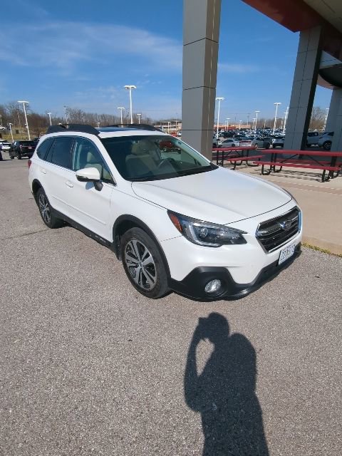 Used 2018 Subaru Outback 2.5i Limited image 7