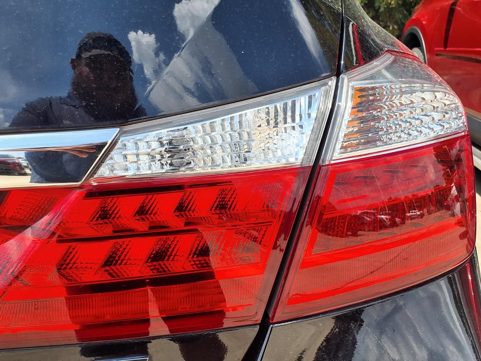 Used 2015 Honda Accord EX-L image 7