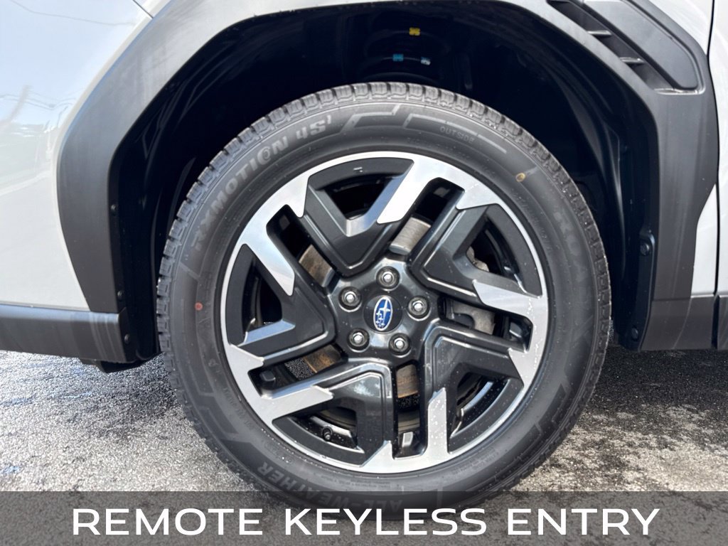 Used 2025 Subaru Forester Limited AWD/4WD image 13