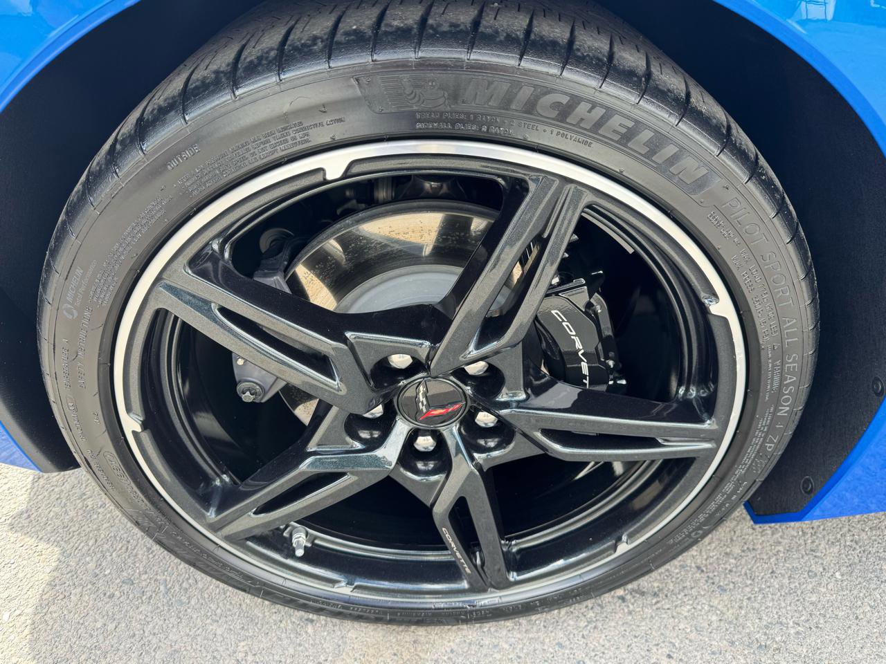 Used 2024 Chevrolet Corvette 2LT Convertible image 18