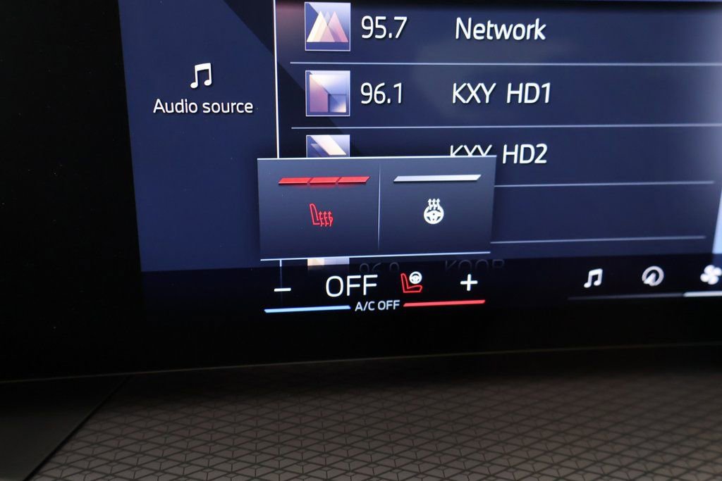 New 2026 BMW 330i xDrive Sedan w/ M Sport Package image 7