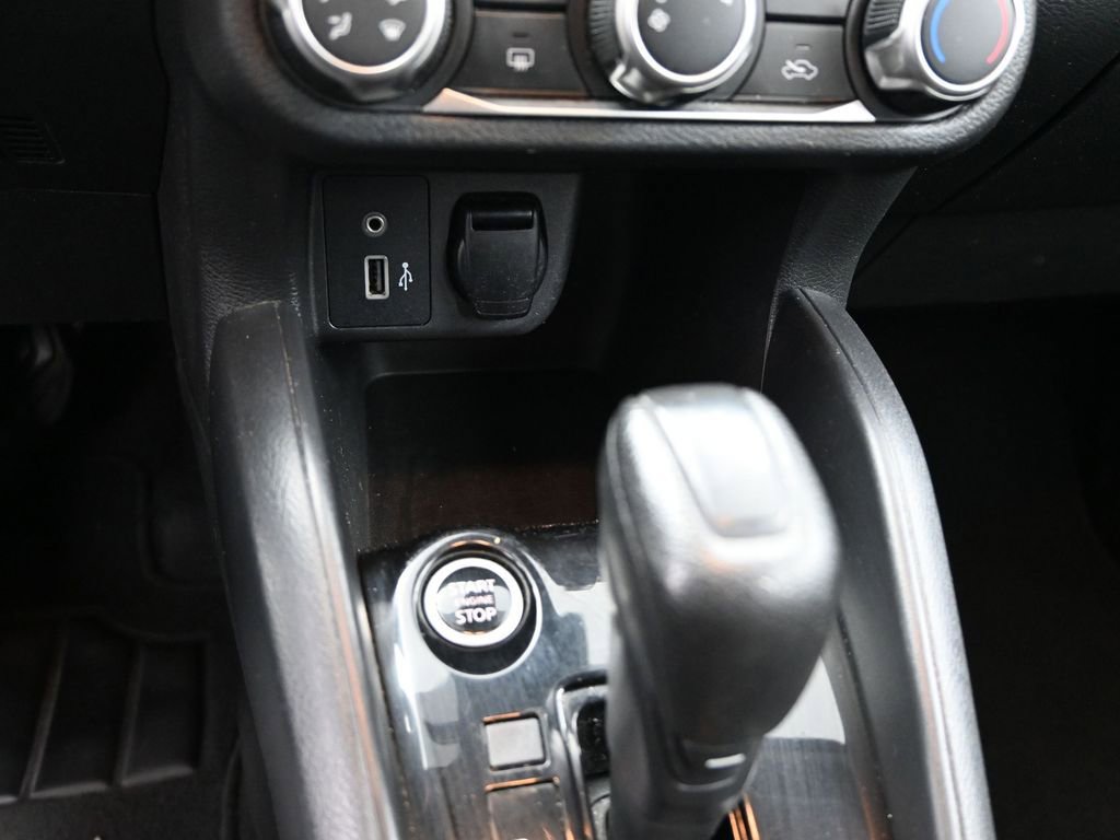 Used 2021 Nissan Versa S image 21