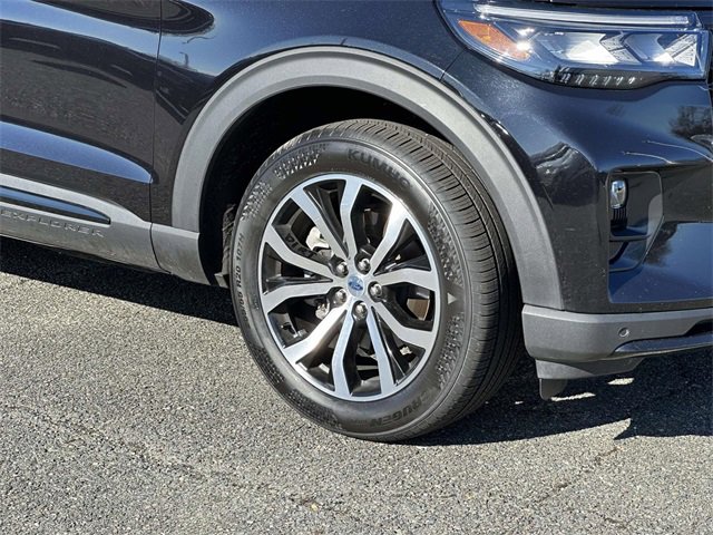 Used 2025 Ford Explorer ST-Line image 9
