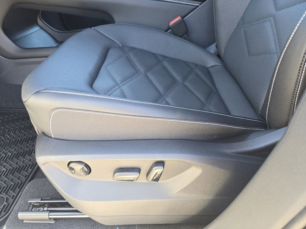 New 2026 Volkswagen Atlas SE image 19