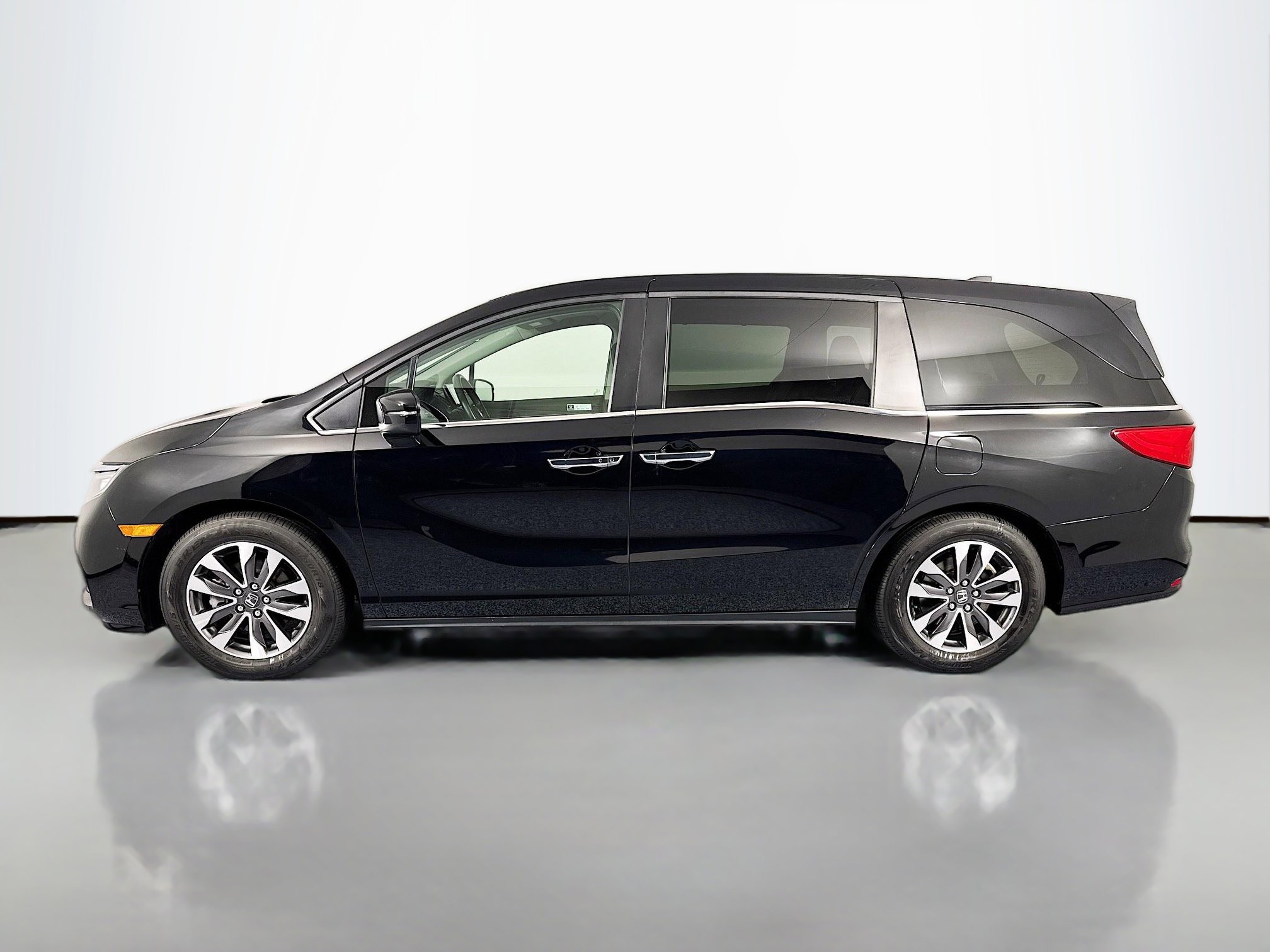 Certified 2022 Honda Odyssey EX-L image 8