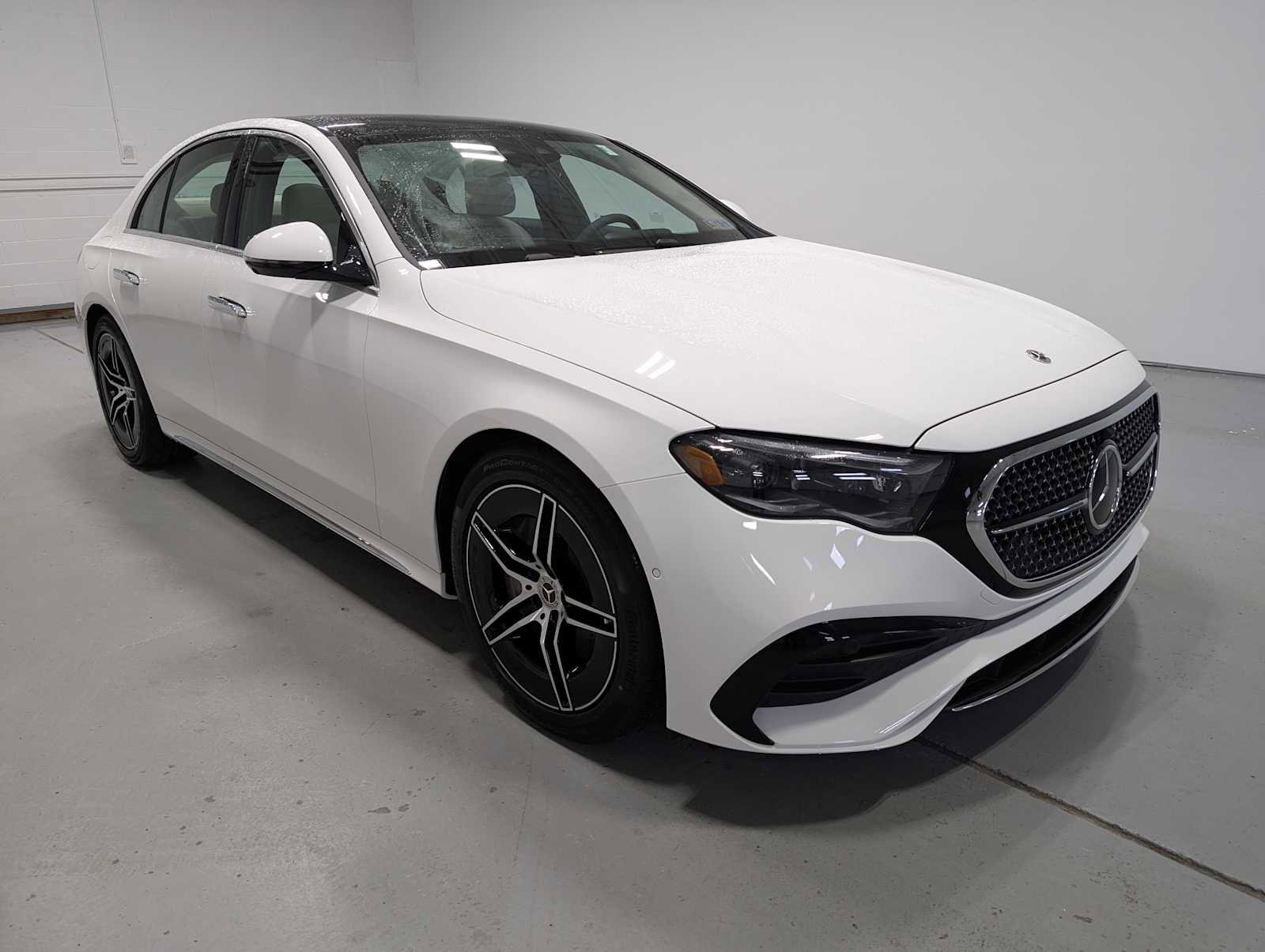 New 2026 Mercedes-Benz E 450 4MATIC Sedan image 6