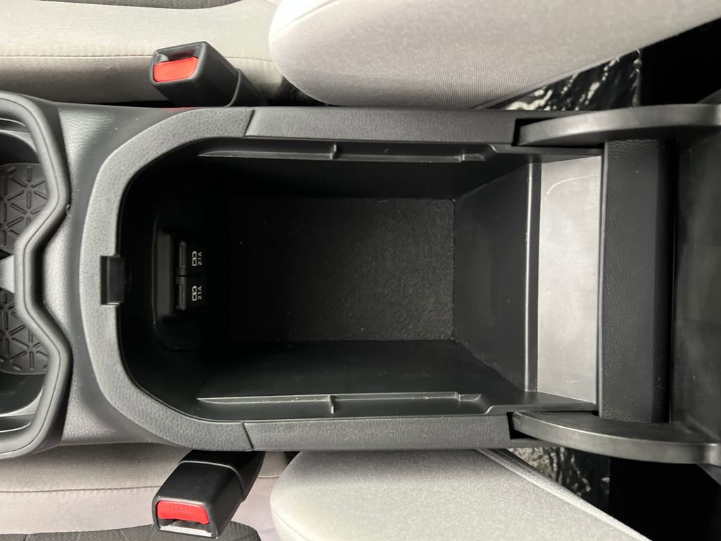 Used 2020 Toyota RAV4 XLE w/ Convenience Package image 27