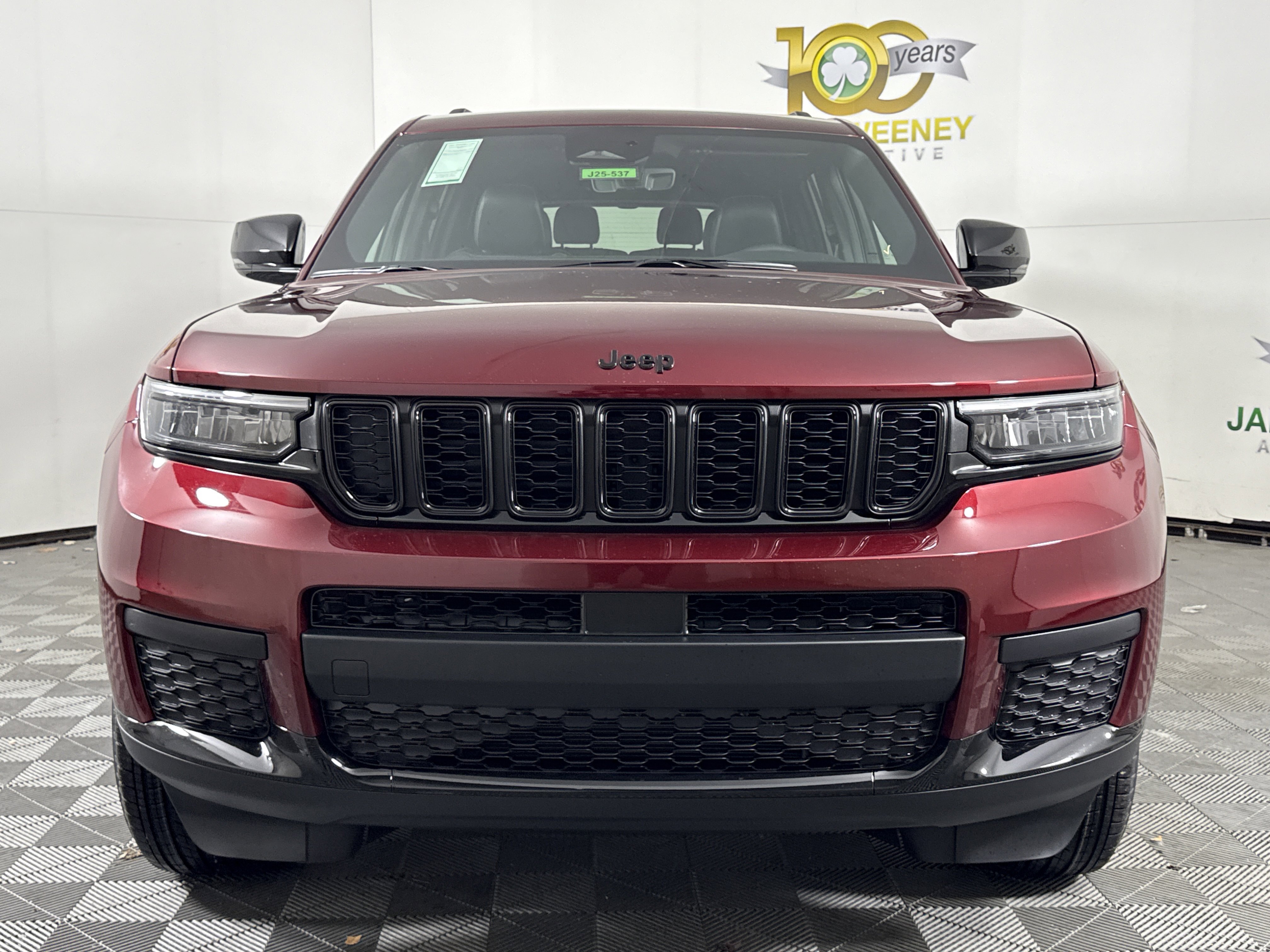 New 2025 Jeep Grand Cherokee L Altitude AWD/4WD image 3