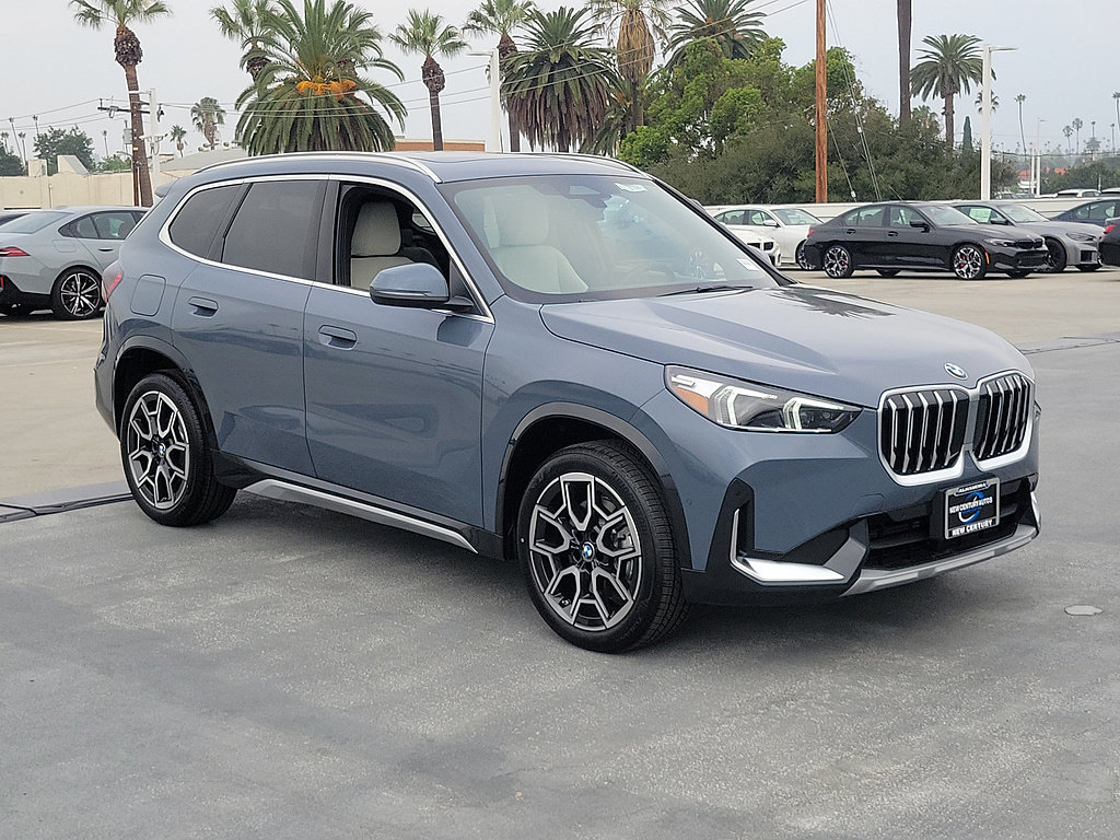 New 2027 BMW X1 xDrive28i w/ Convenience Package AWD/4WD image 4