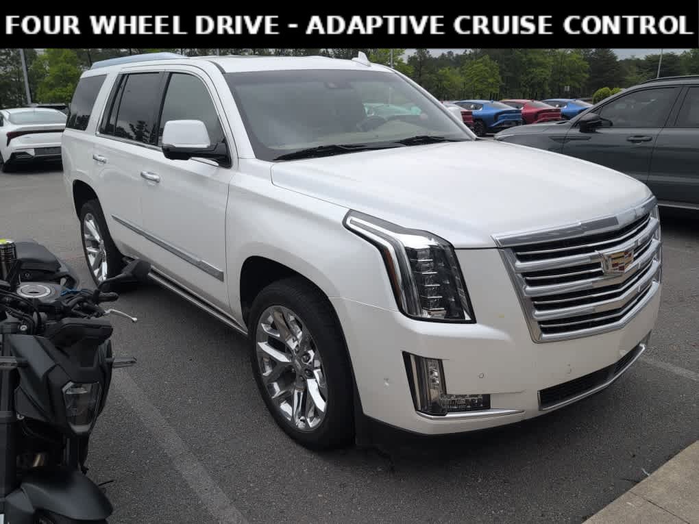 Used 2018 Cadillac Escalade Platinum AWD/4WD image 3