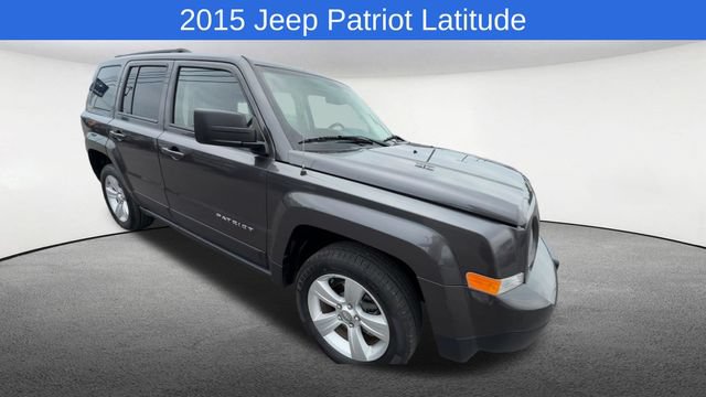 Used 2015 Jeep Patriot Latitude AWD/4WD image 2