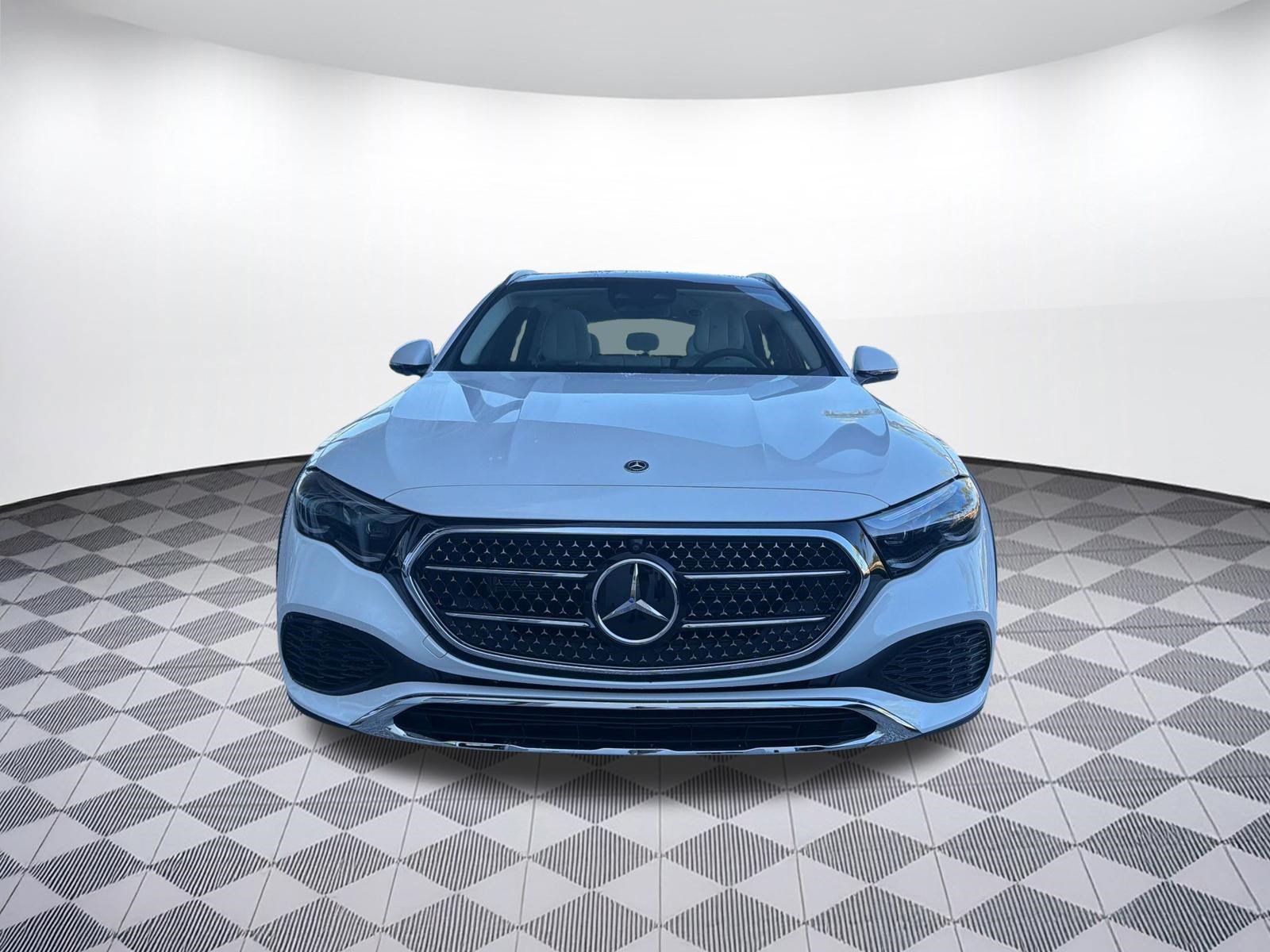 New 2026 Mercedes-Benz E 450 4MATIC All-Terrain Wagon image 6