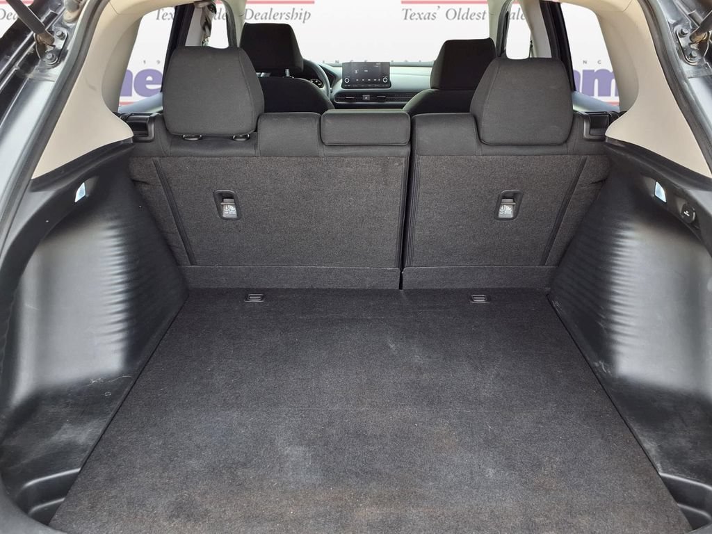 Certified 2025 Honda HR-V LX image 10