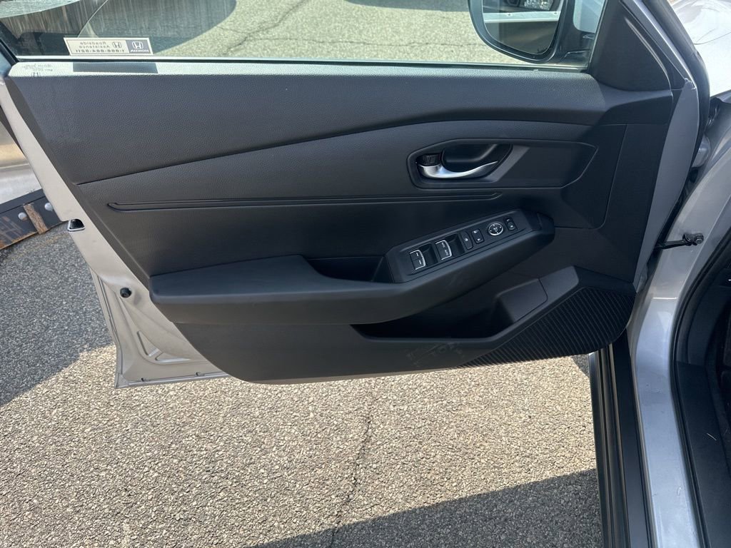 Used 2023 Honda Accord LX image 8