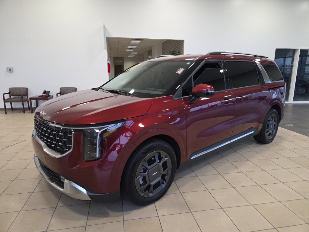 Used 2025 Kia Carnival SX image 3