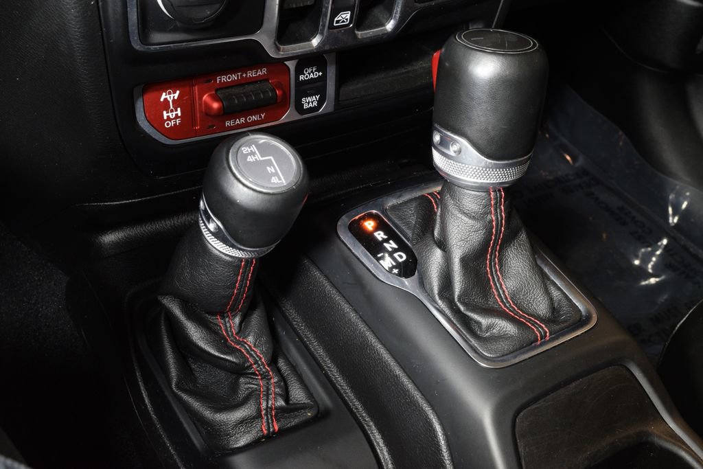 Used 2021 Jeep Wrangler Unlimited Rubicon AWD/4WD image 25