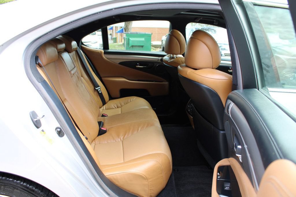 Used 2014 Lexus LS 460 w/ F Sport Package RWD image 42