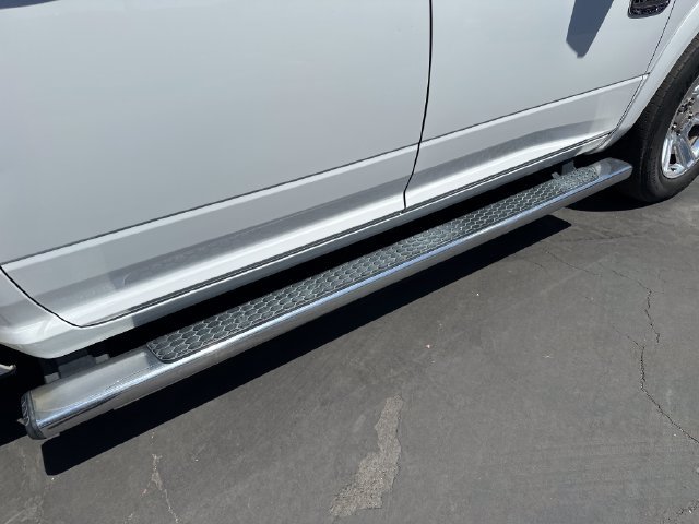 Used 2017 RAM 1500 Laramie Longhorn AWD/4WD image 9