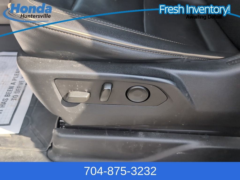 Used 2023 Chevrolet Tahoe Premier w/ Premium Package AWD/4WD image 20