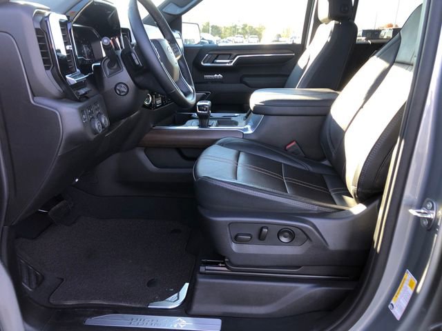Used 2024 Chevrolet Silverado 1500 High Country w/ High Country Premium Package image 15