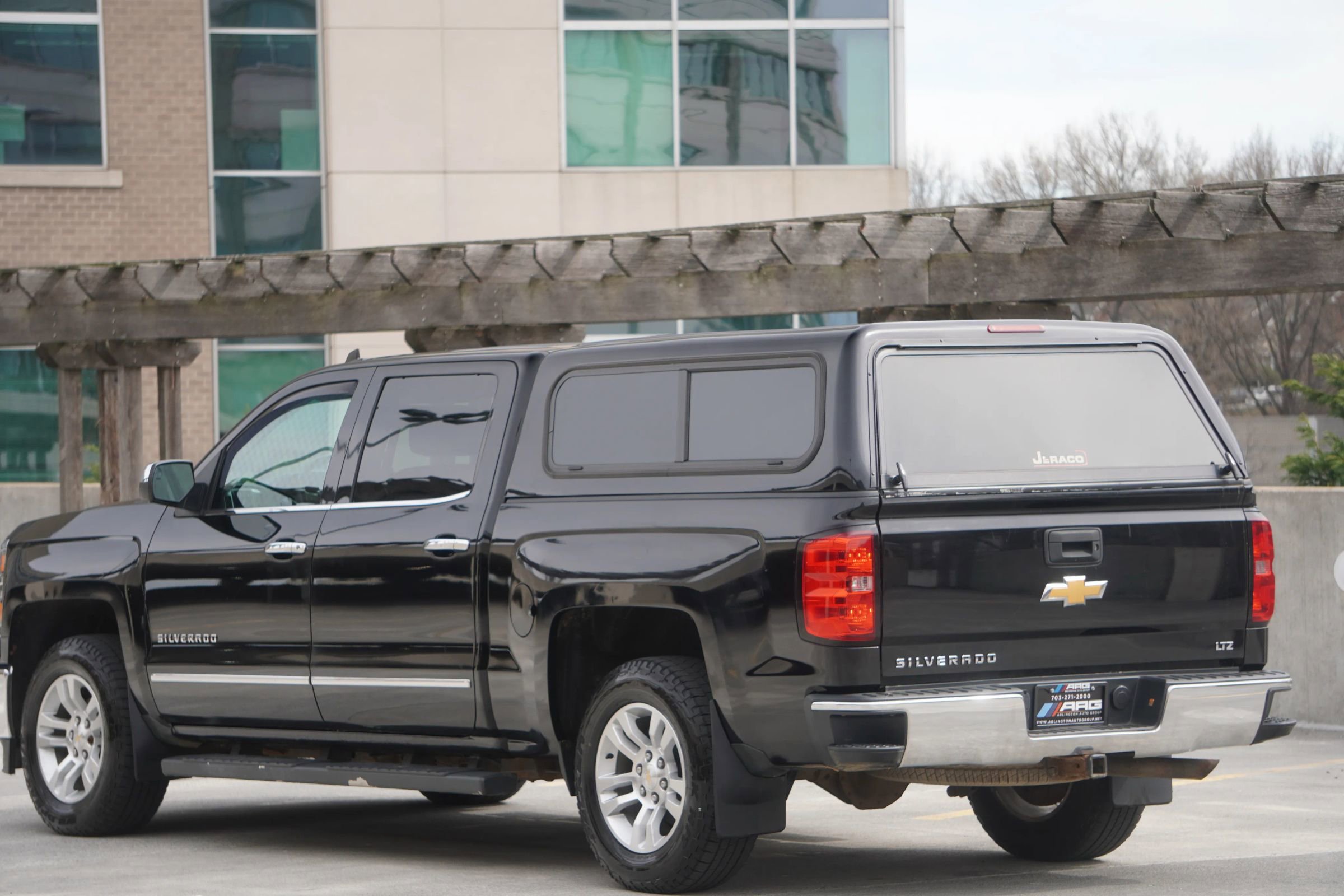 Used 2015 Chevrolet Silverado 1500 LTZ AWD/4WD image 11