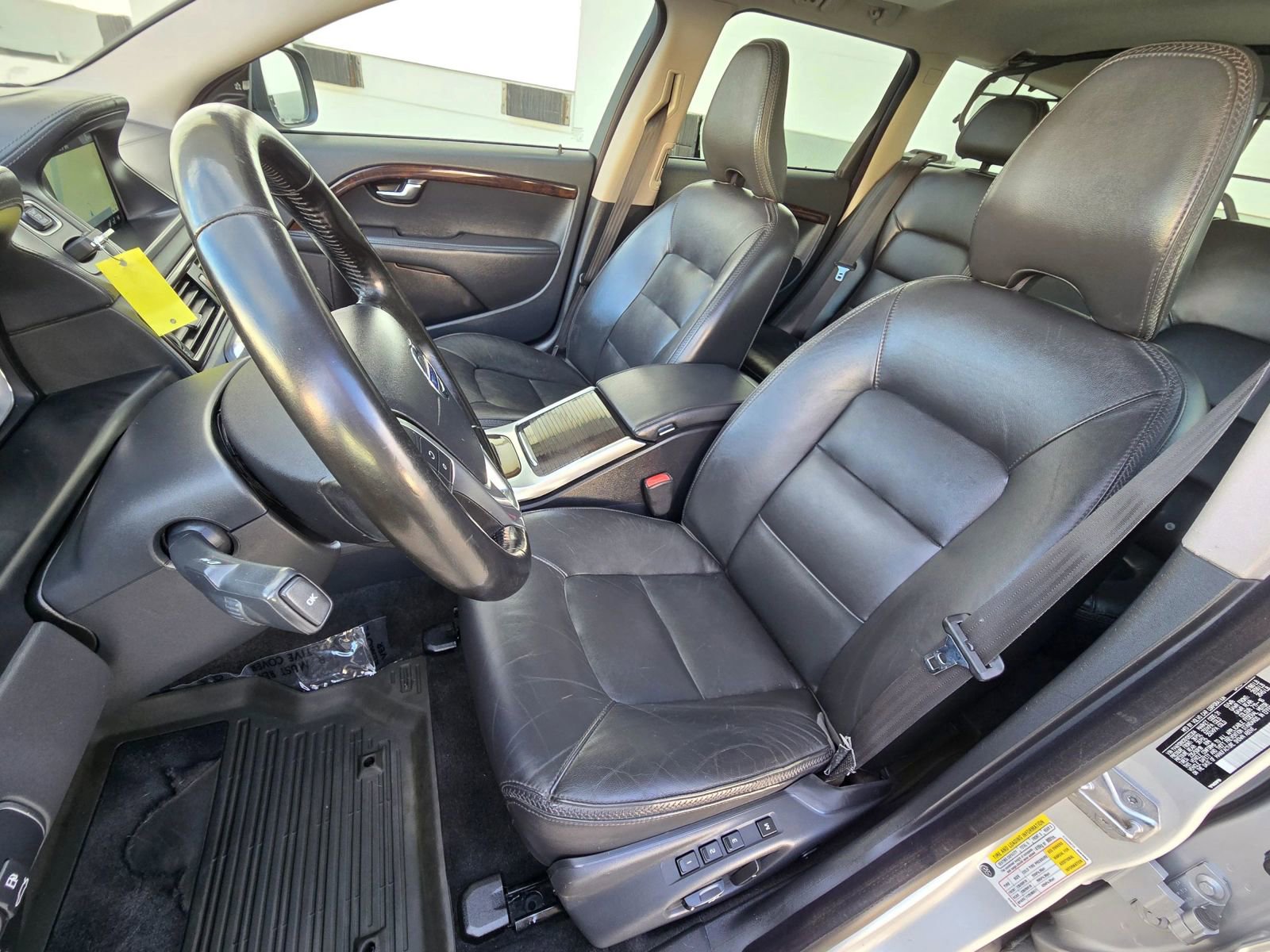 Used 2016 Volvo XC70 T5 Premier w/ Proximity Package image 13