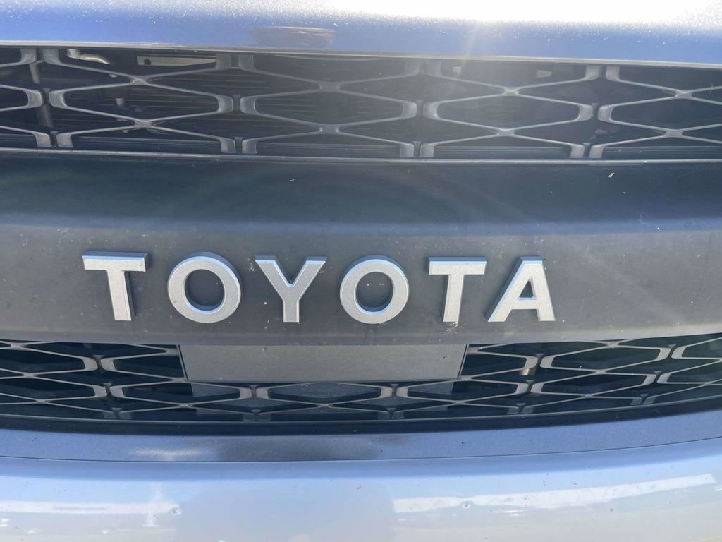 Used 2021 Toyota 4Runner TRD Off-Road AWD/4WD image 16