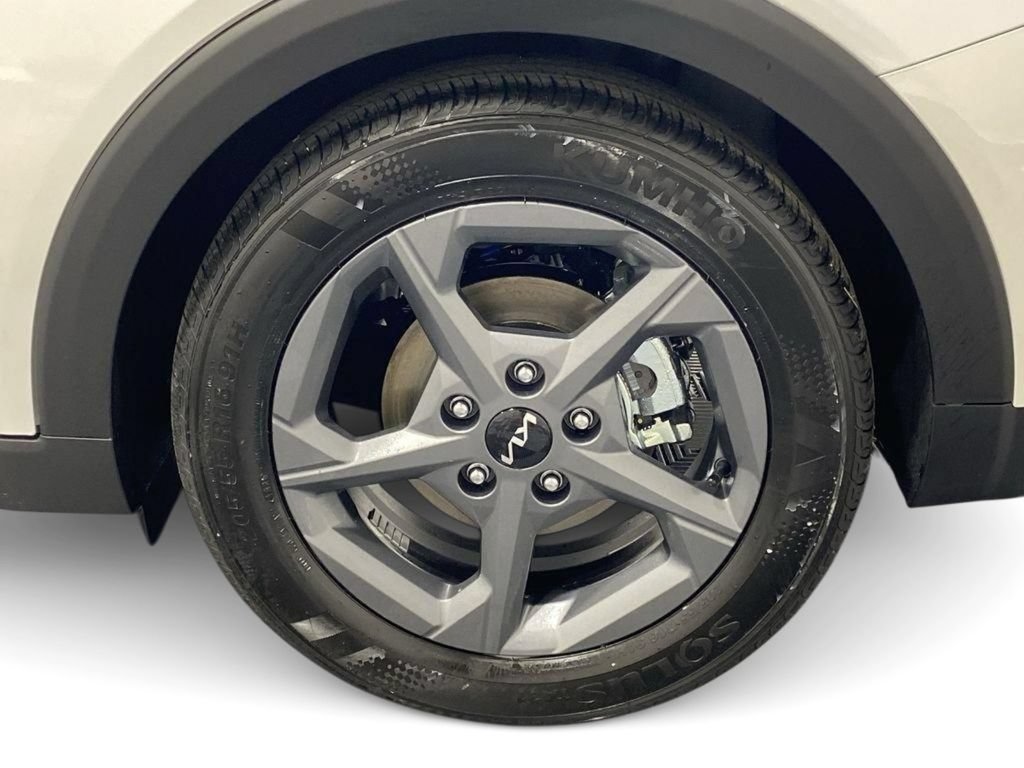 New 2026 Kia K4 FWD image 31