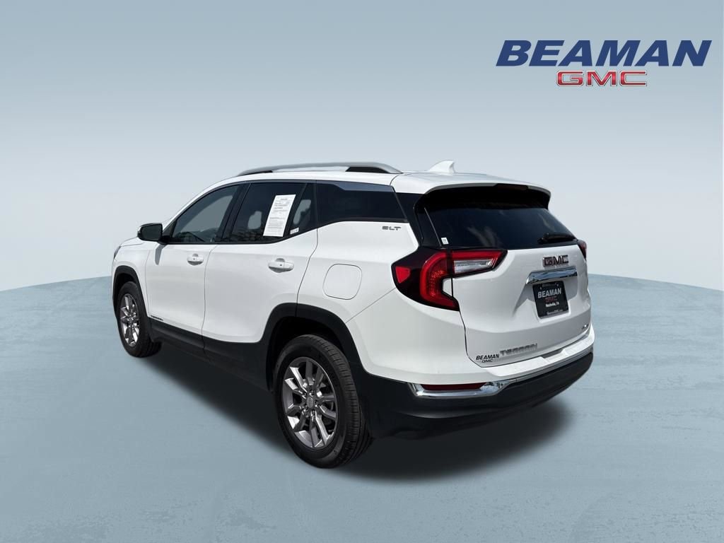Used 2024 GMC Terrain SLT AWD/4WD image 5
