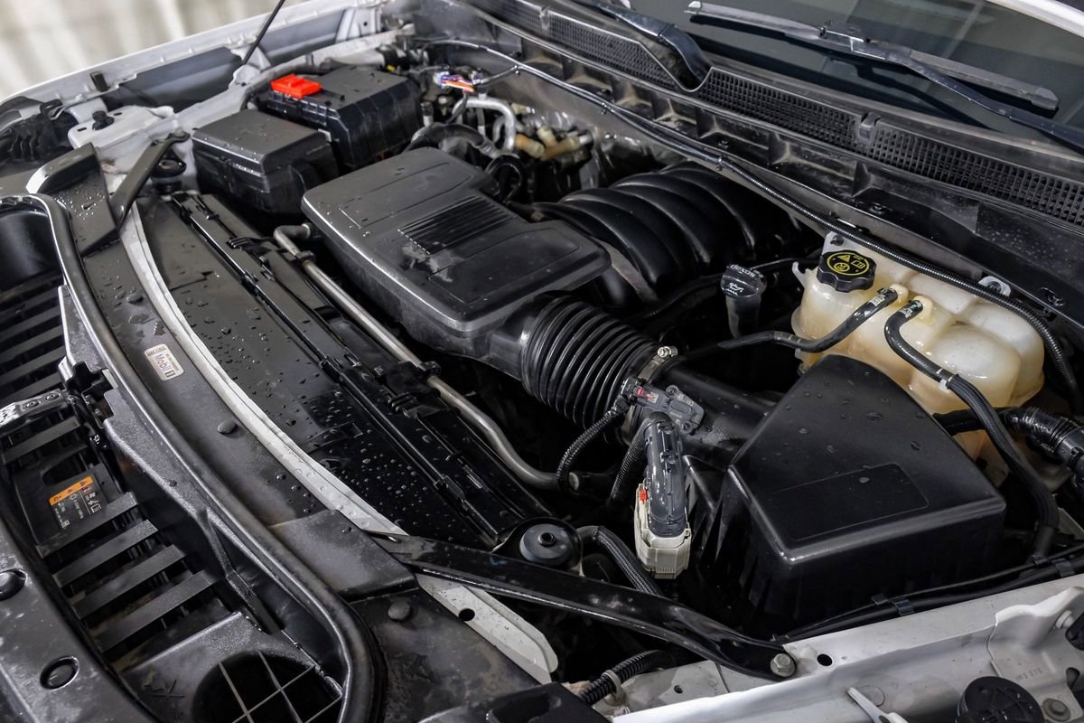 Used 2022 GMC Yukon SLE w/ Max Trailering Package image 46