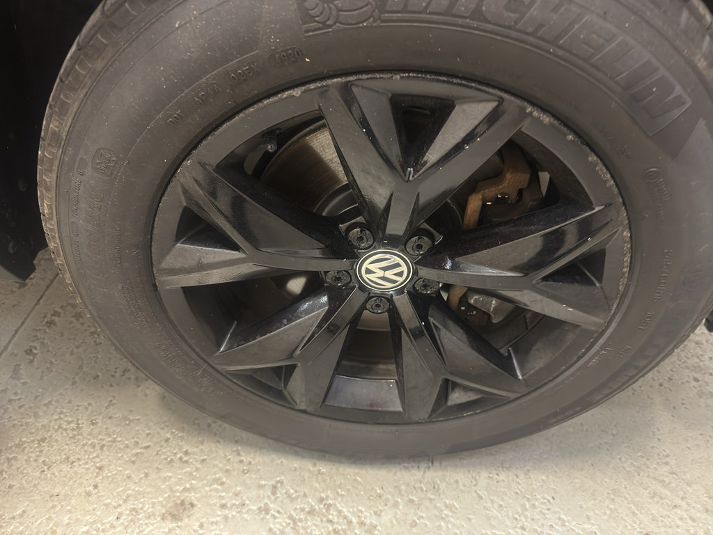 Used 2018 Volkswagen Atlas SEL AWD/4WD image 37